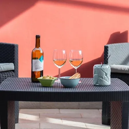 Apartamento Three-bedroom With Private Terrace - Anagnina Roma