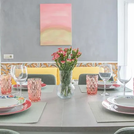Apartamento Three-bedroom With Private Terrace - Anagnina