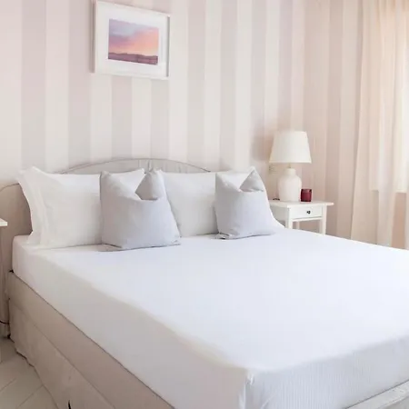 Three-bedroom With Private Terrace - Anagnina Apartamento Roma