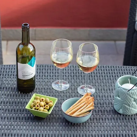 Apartamento Three-bedroom With Private Terrace - Anagnina *