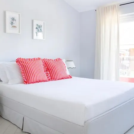 Three-bedroom With Private Terrace - Anagnina Apartamento *